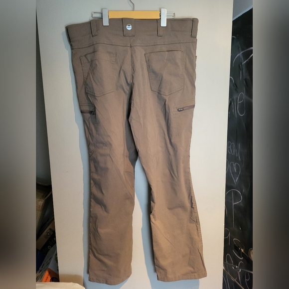 Wrangler Outdoor Tan Men Pants , Size 38x30 - Picture 3 of 5